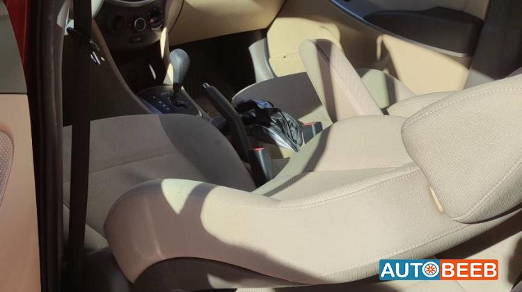 هيونداي اكسنت 2015