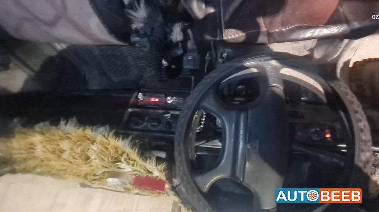 ميتسوبيشي لانسر 1991