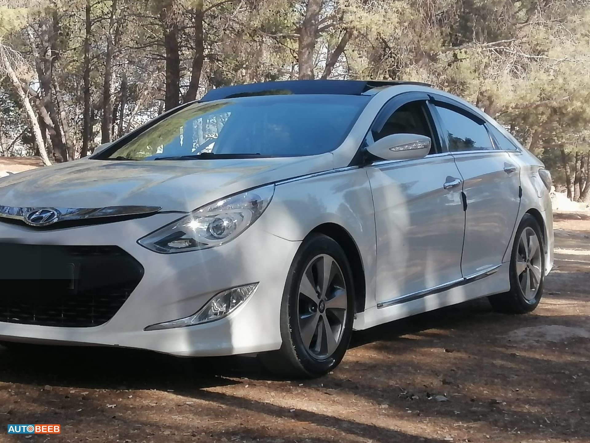 Hyundai Sonata 2012