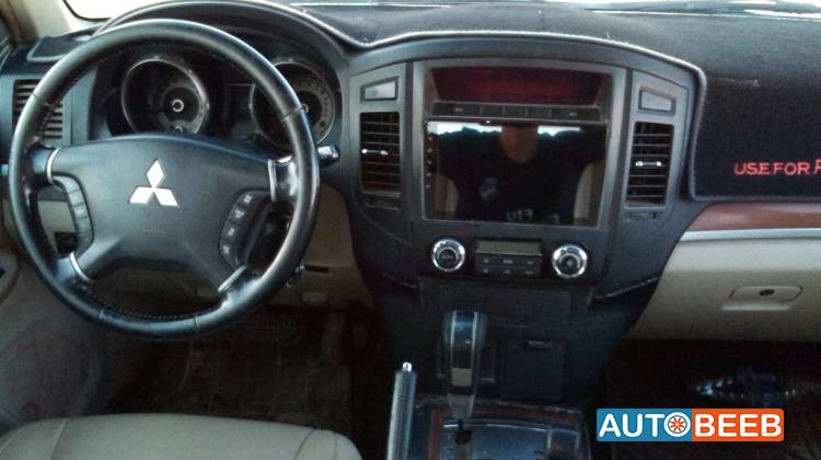 Mitsubishi Pajero 2007
