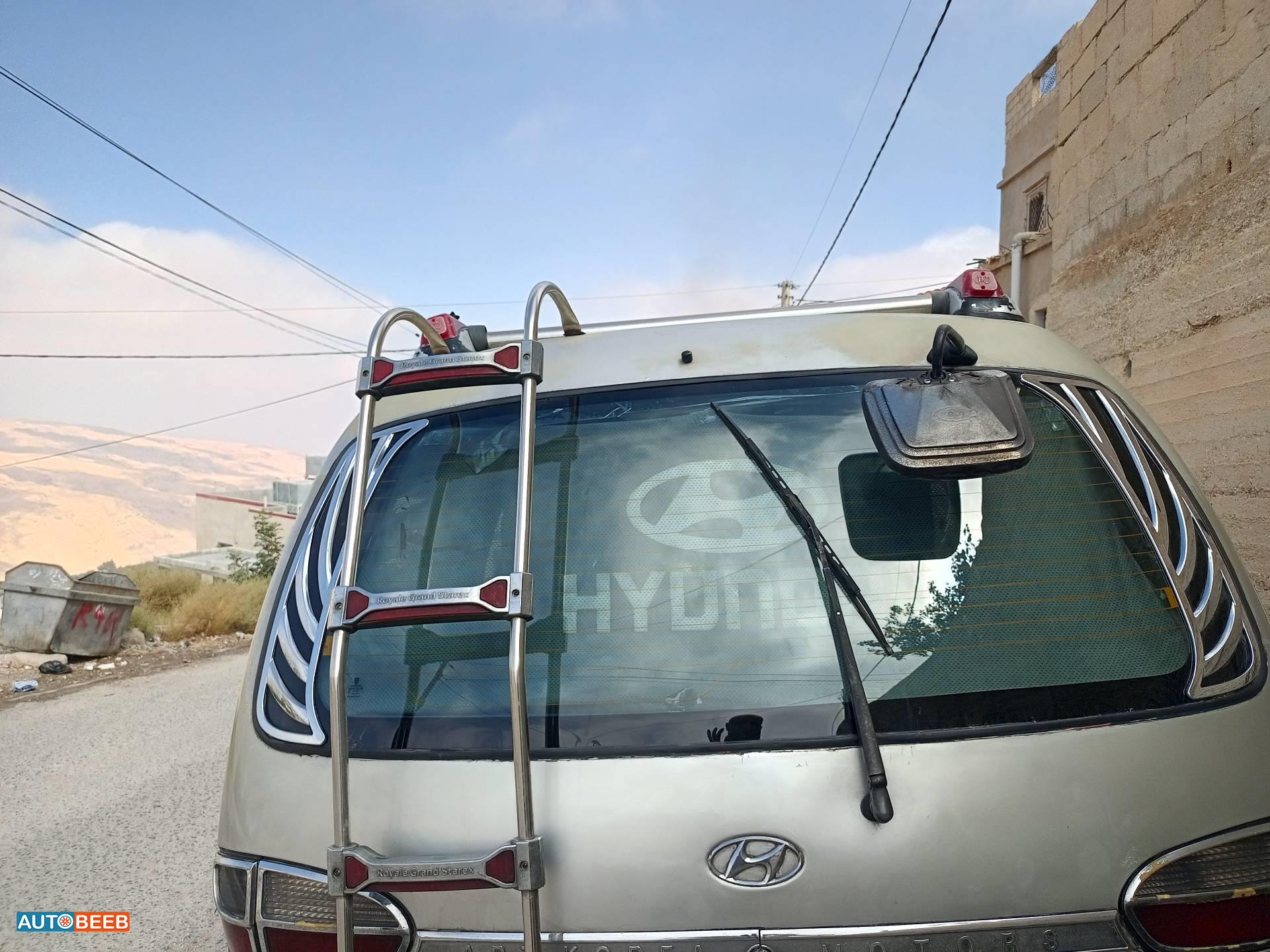 ميني باص هيونداي 2000