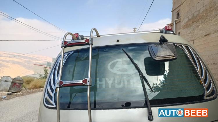 ميني باص هيونداي 2000