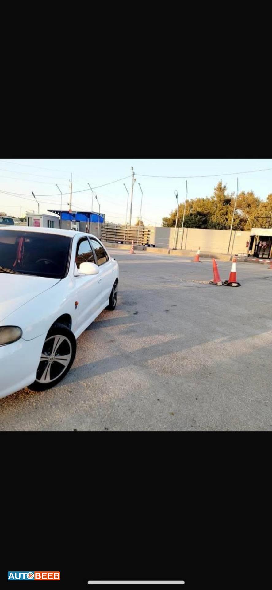 هيونداي افانتي 1997