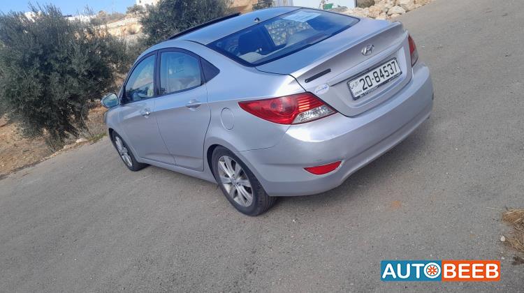 هيونداي اكسنت 2011