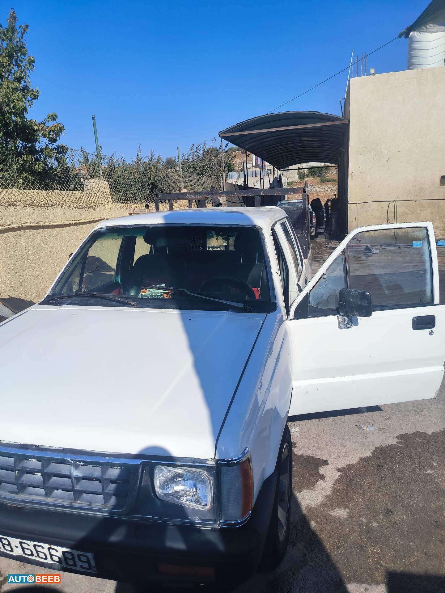 ميتسوبيشي L200 1988