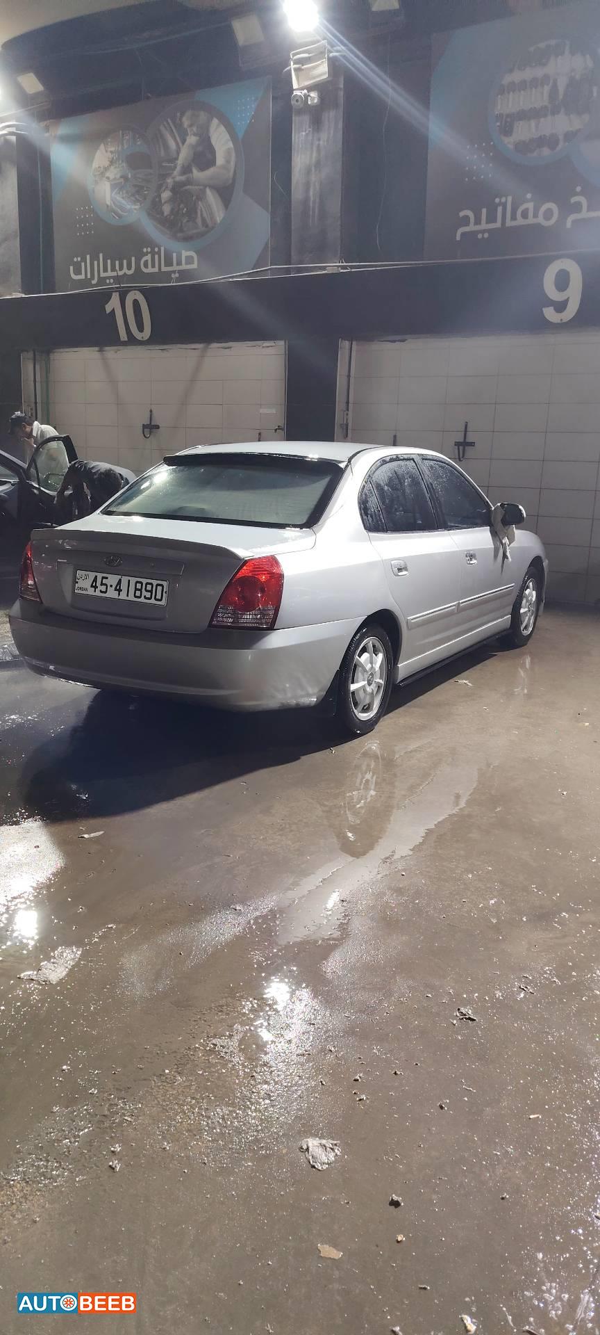 هيونداي افانتي 2004