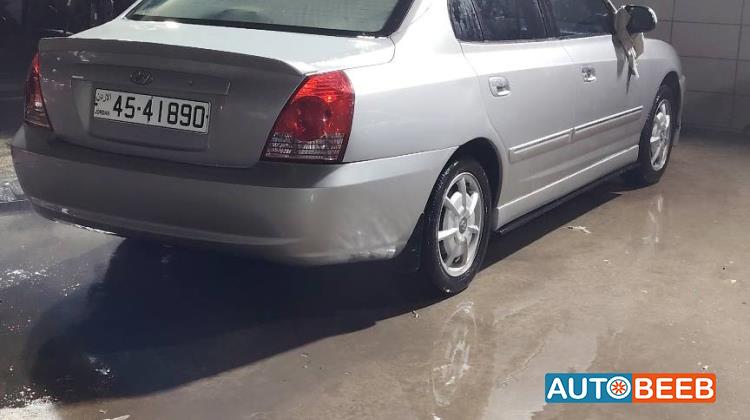 هيونداي افانتي 2004