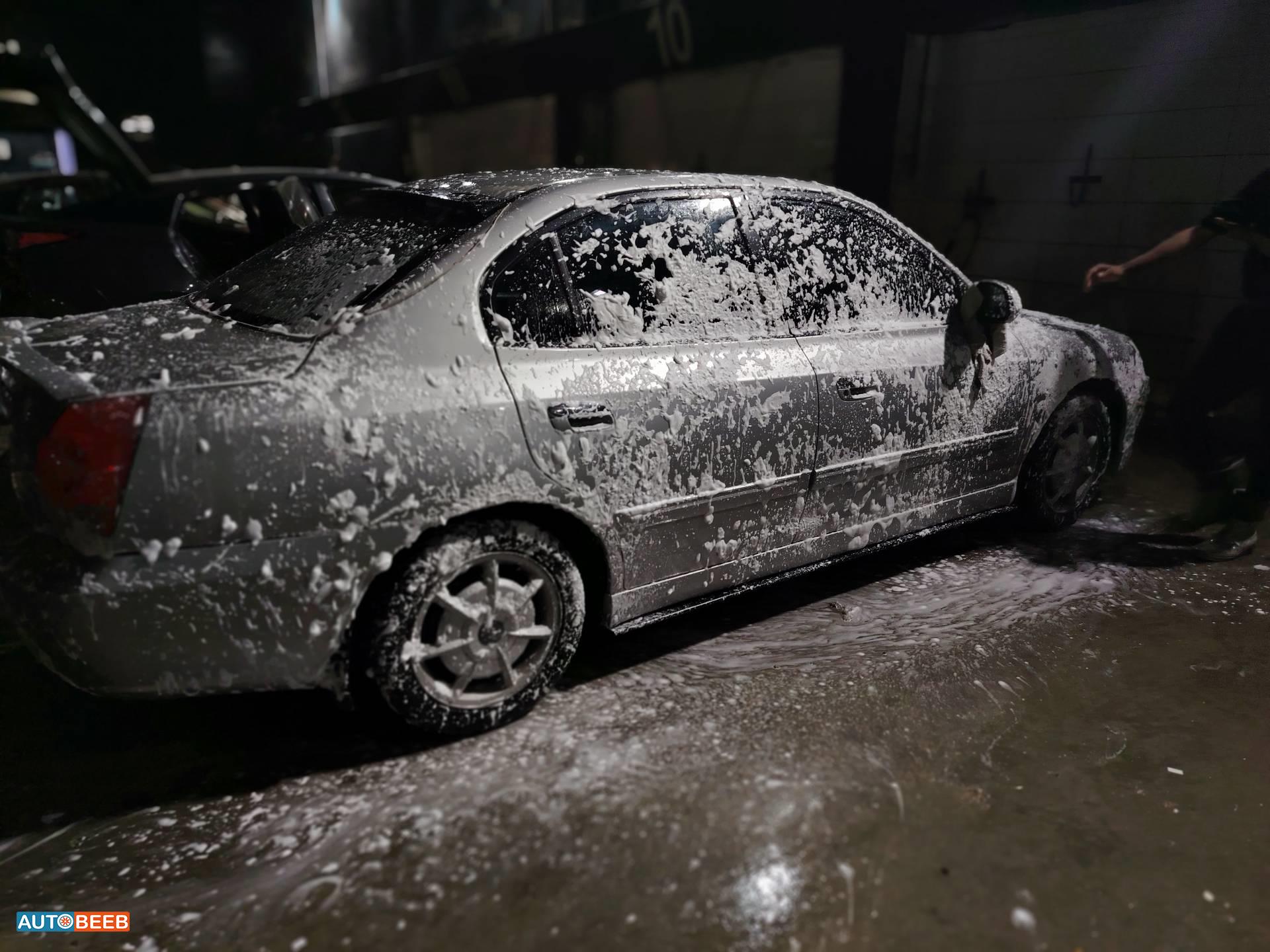 هيونداي افانتي 2004