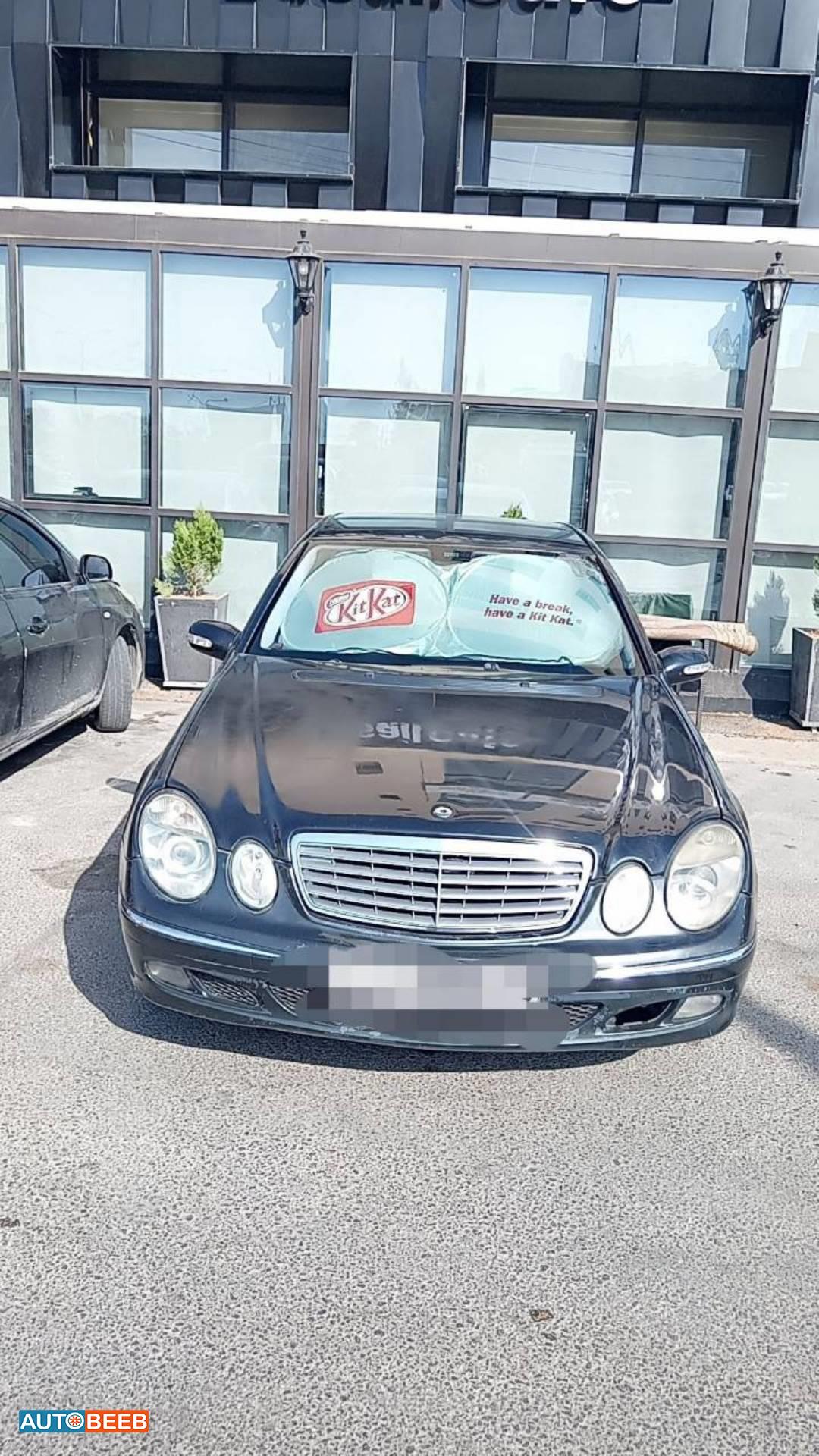 Mercedes Benz E240 2003