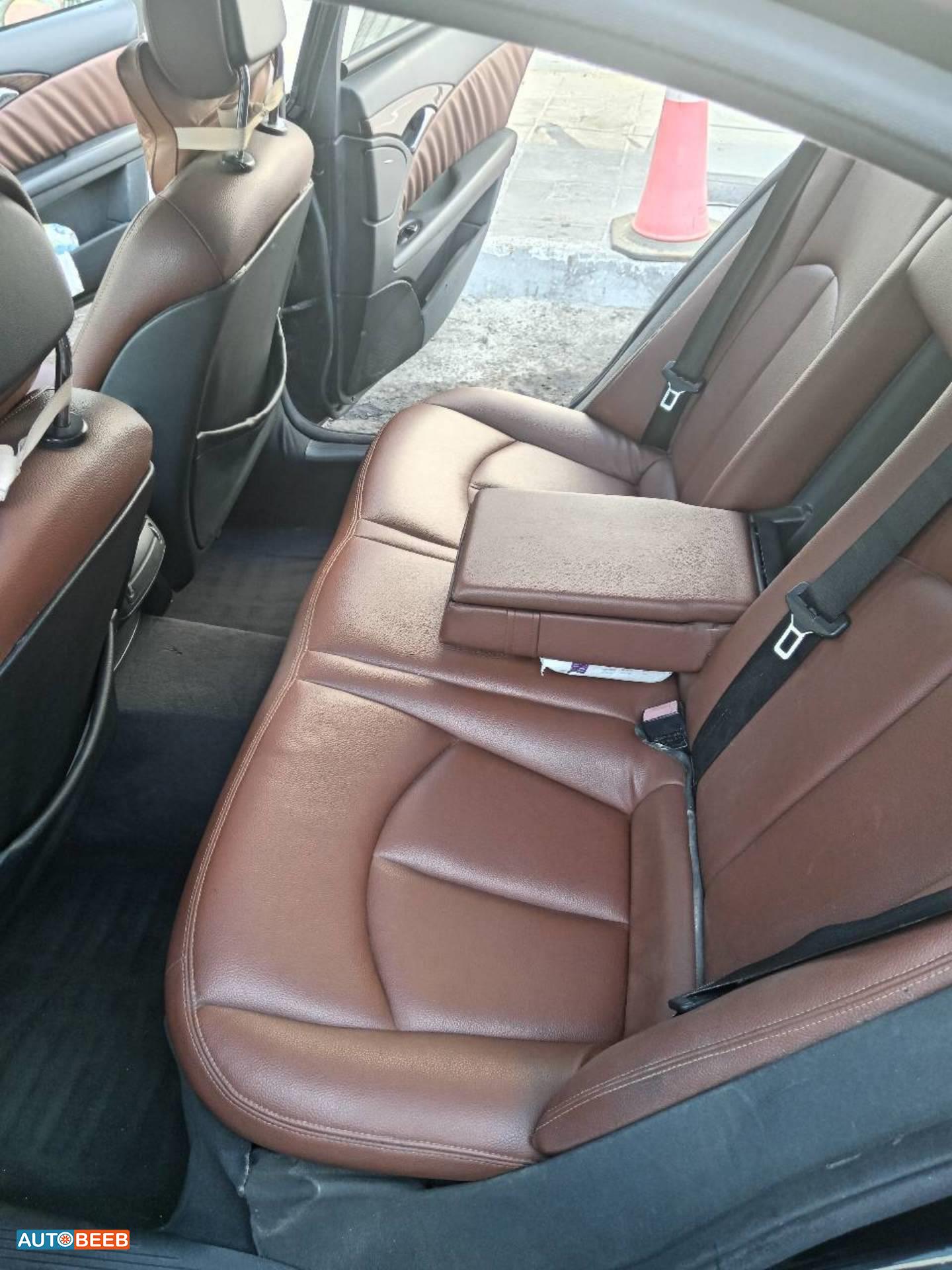 Mercedes Benz E240 2003