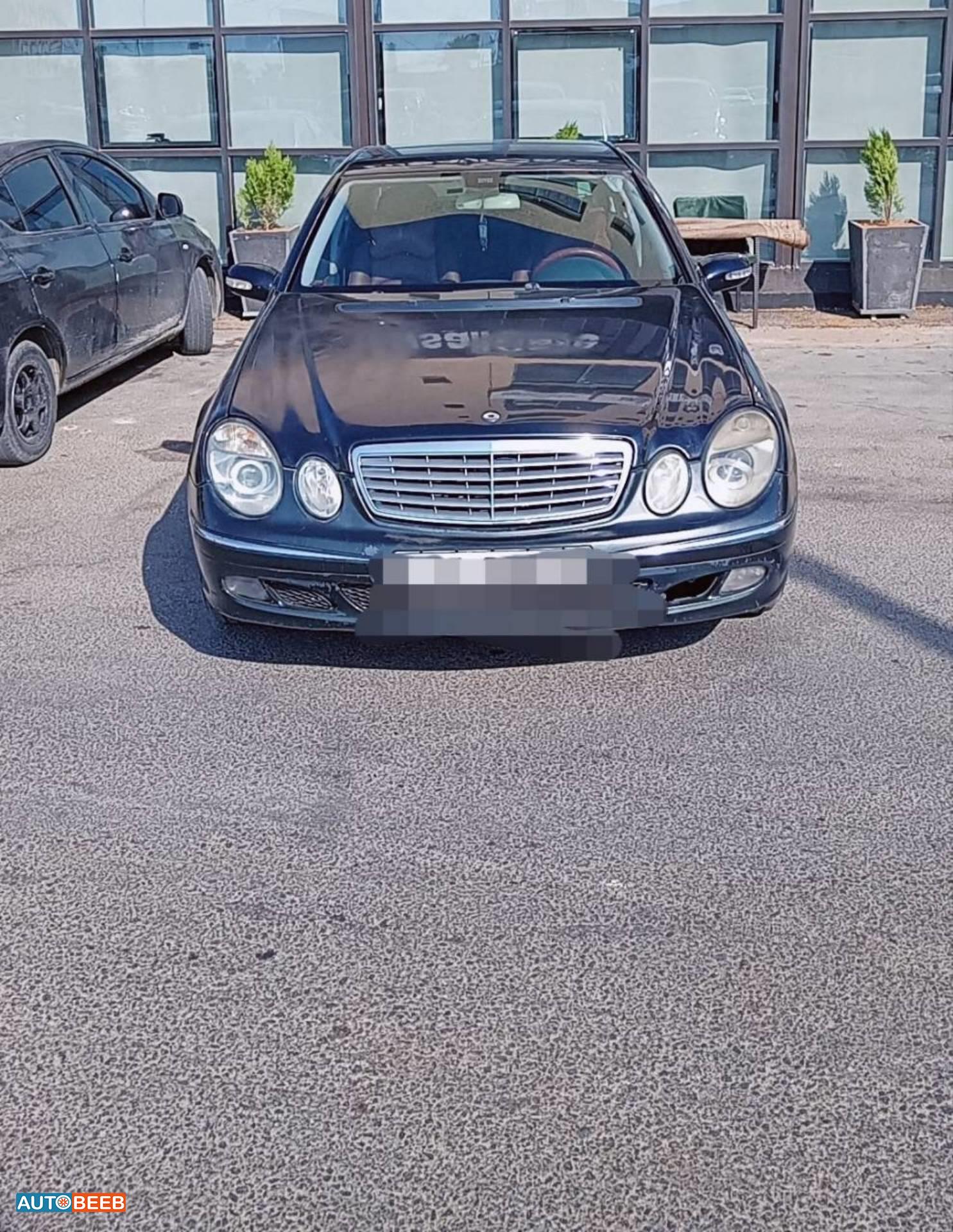 Mercedes Benz E240 2003