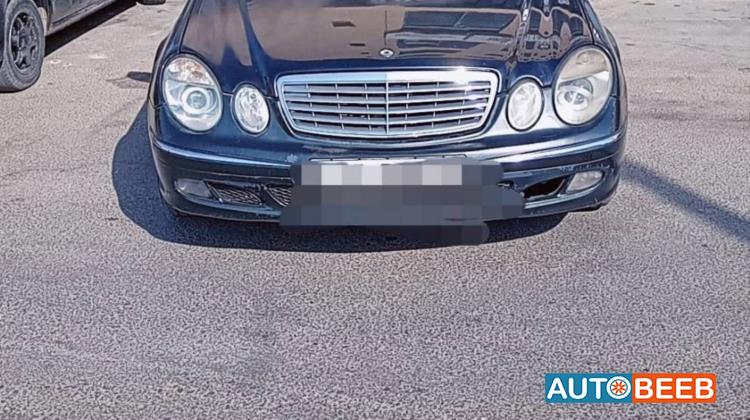 Mercedes Benz E240 2003