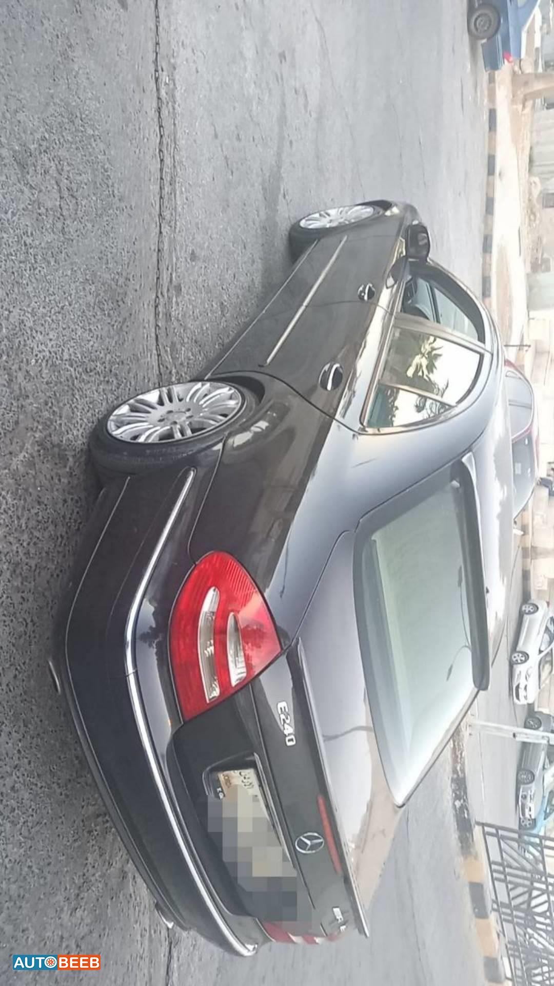 Mercedes Benz E240 2003