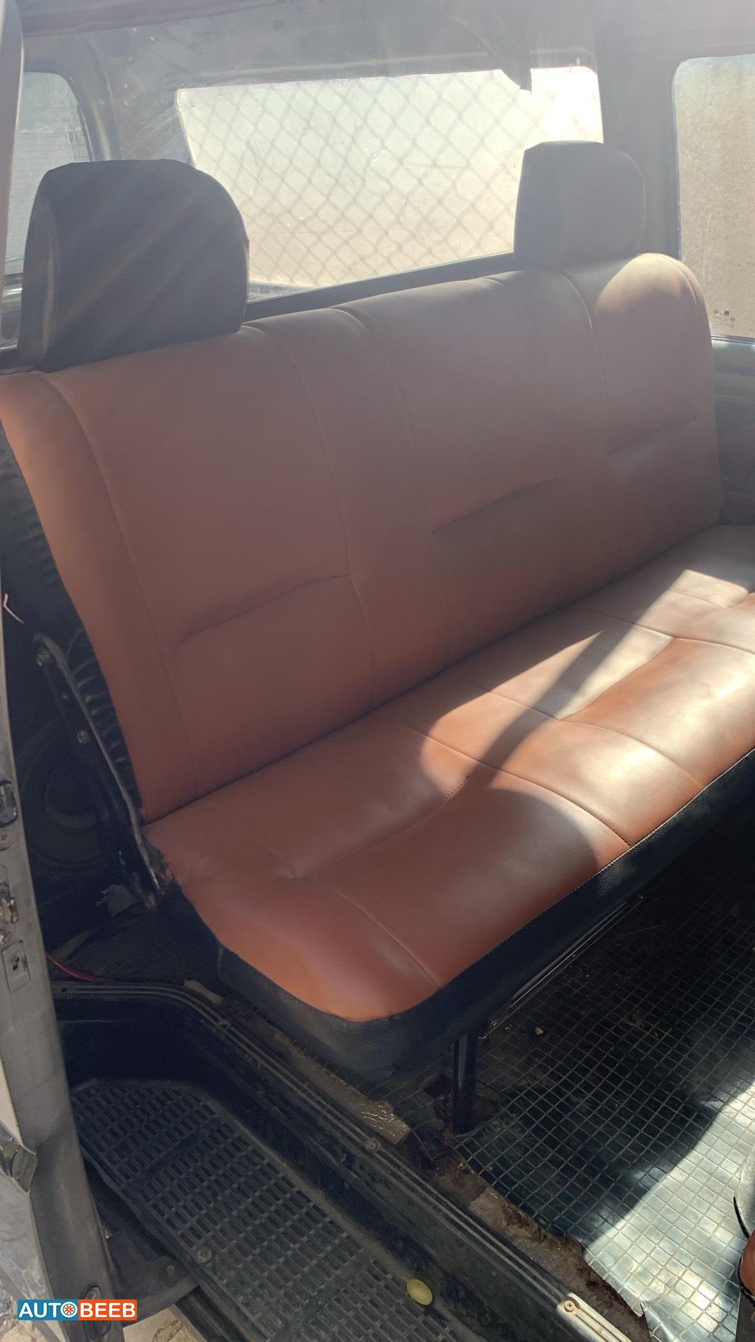 ميني باص هيونداي 1999