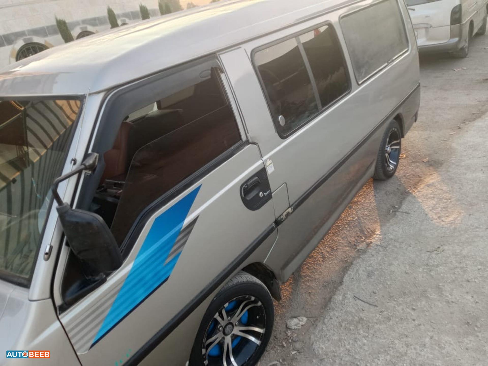 ميني باص هيونداي 1999