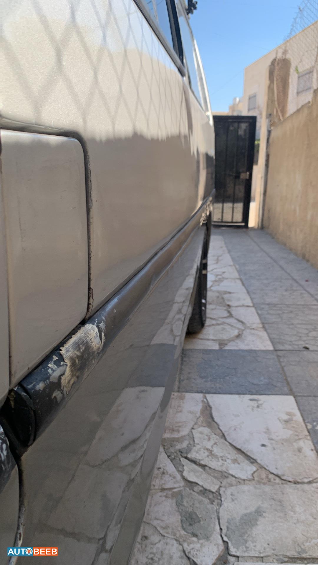 ميني باص هيونداي 1999