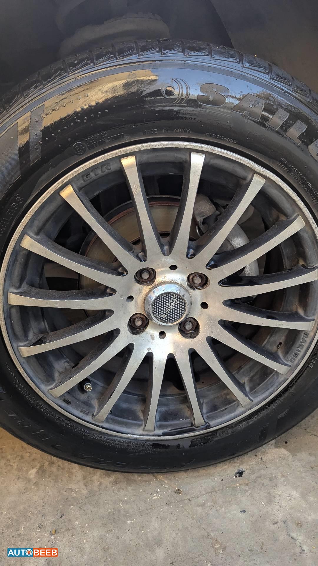 كيا سيفيا 1999