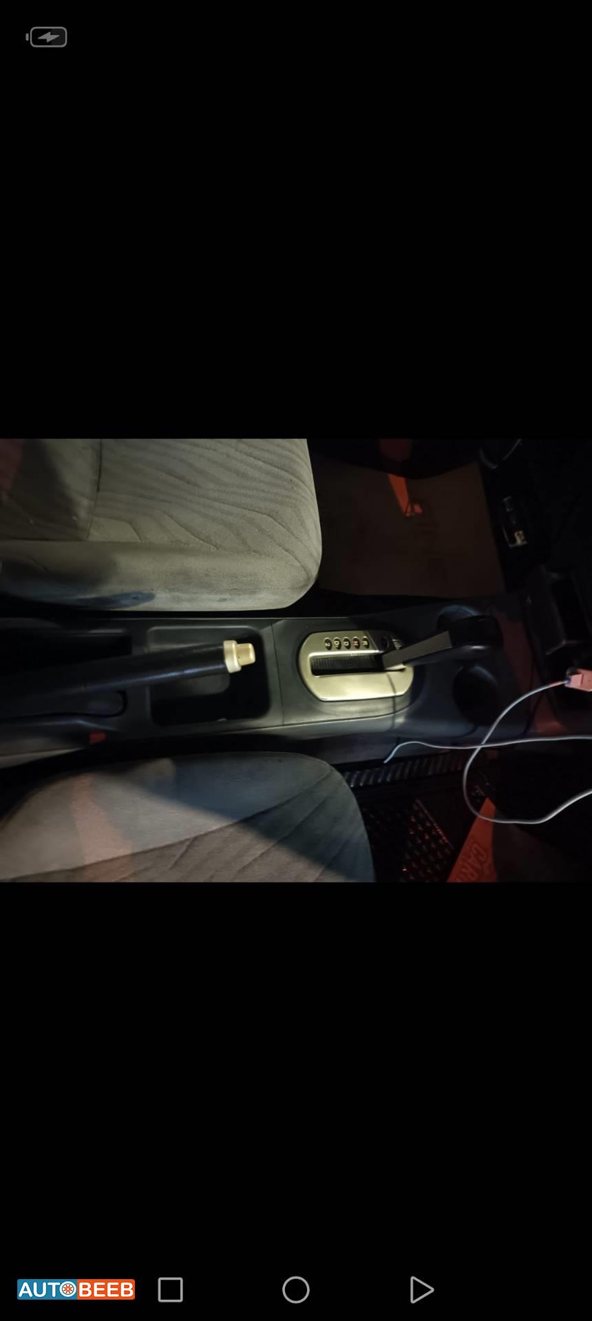 هوندا سيفيك 2001