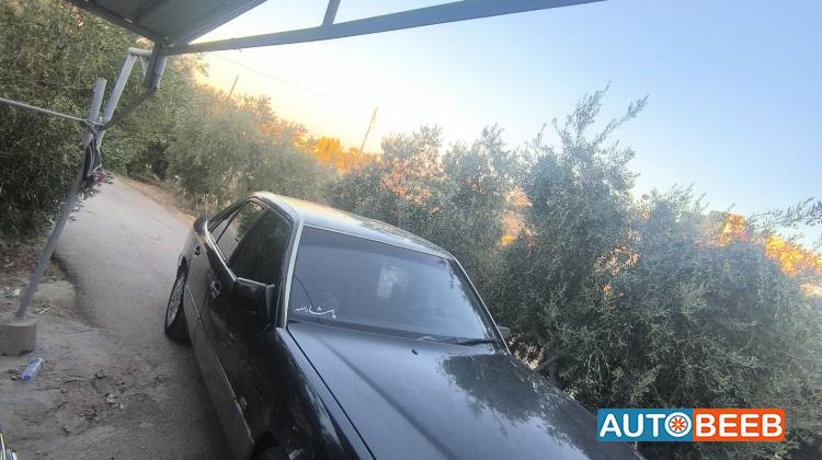 مرسيدس بنز E200 1992