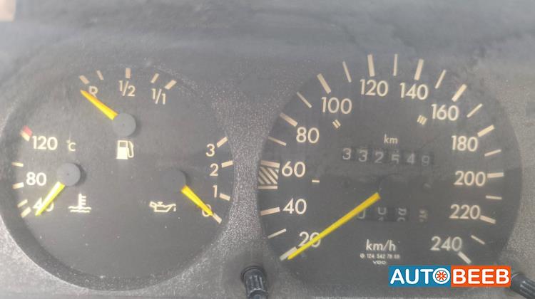 مرسيدس بنز E200 1992