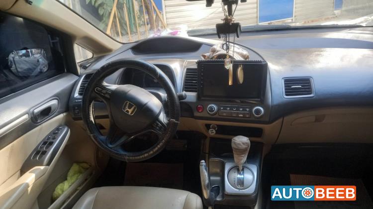 هوندا سيفيك 2006