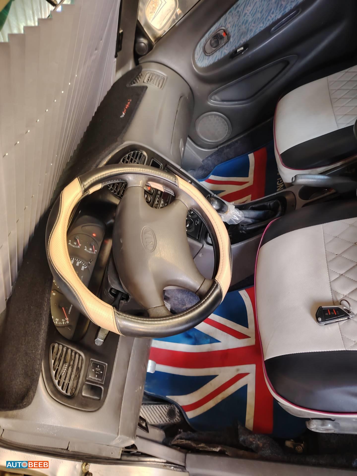 كيا سيفيا 1999