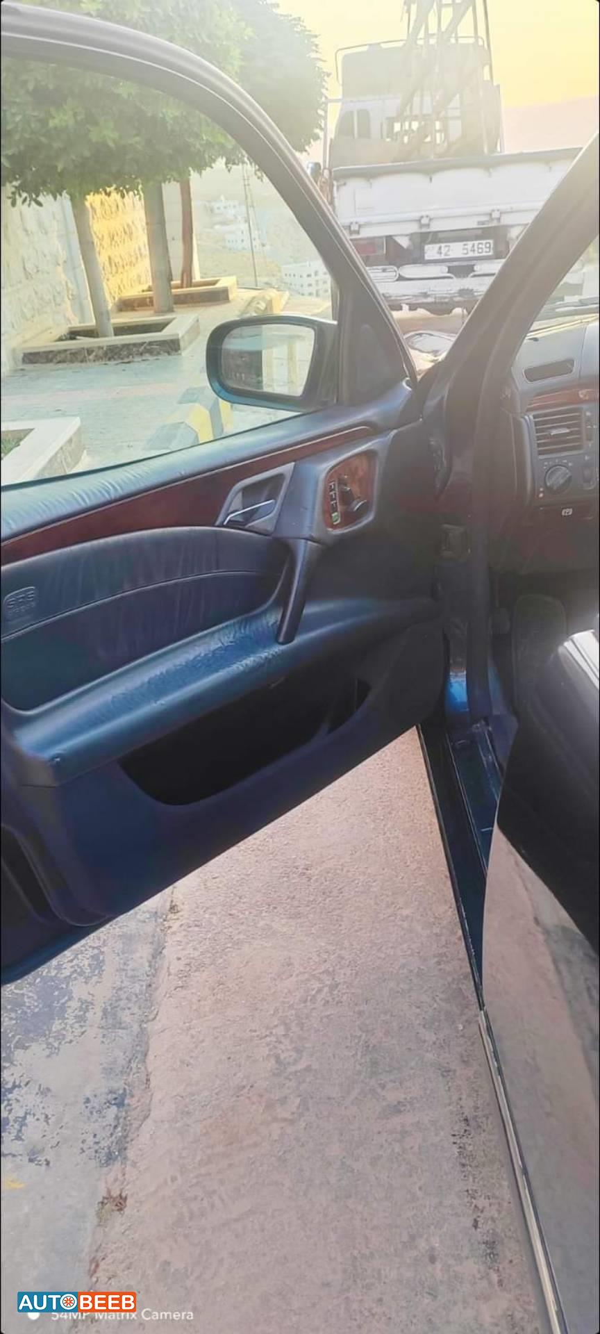 Mercedes Benz E200 1998