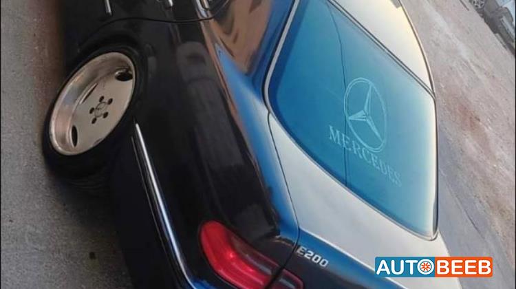 Mercedes Benz E200 1998