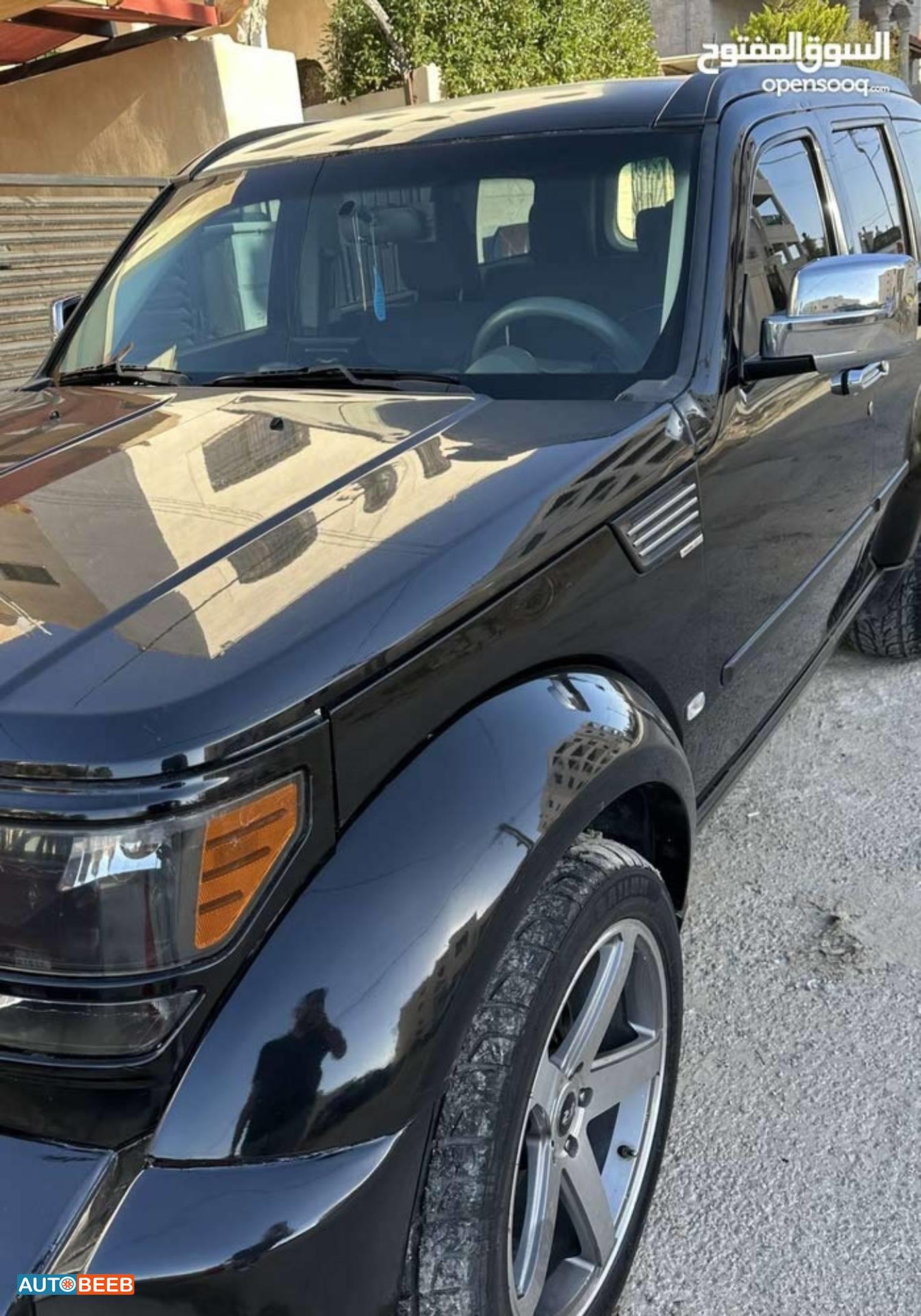 دودج نيترو 2008