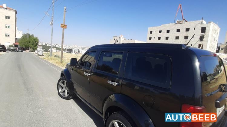 دودج نيترو 2008