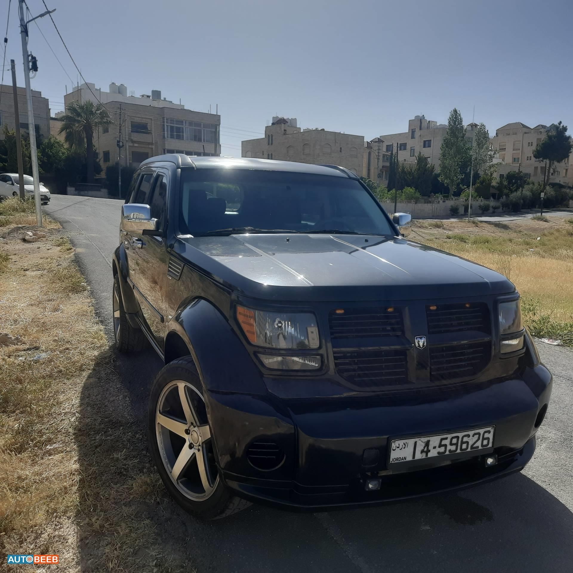 دودج نيترو 2008