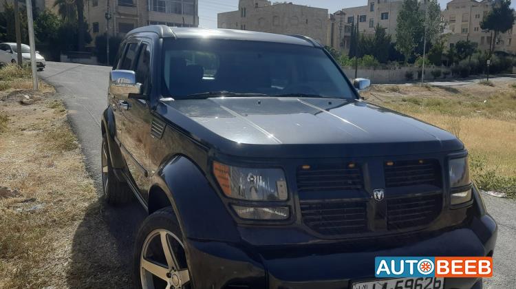 دودج نيترو 2008