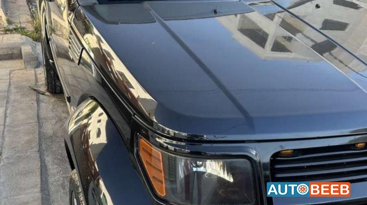 دودج نيترو 2008