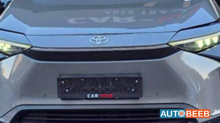 تويوتا bZ4X 2022