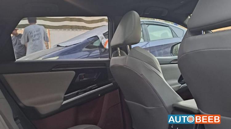 تويوتا bZ4X 2022