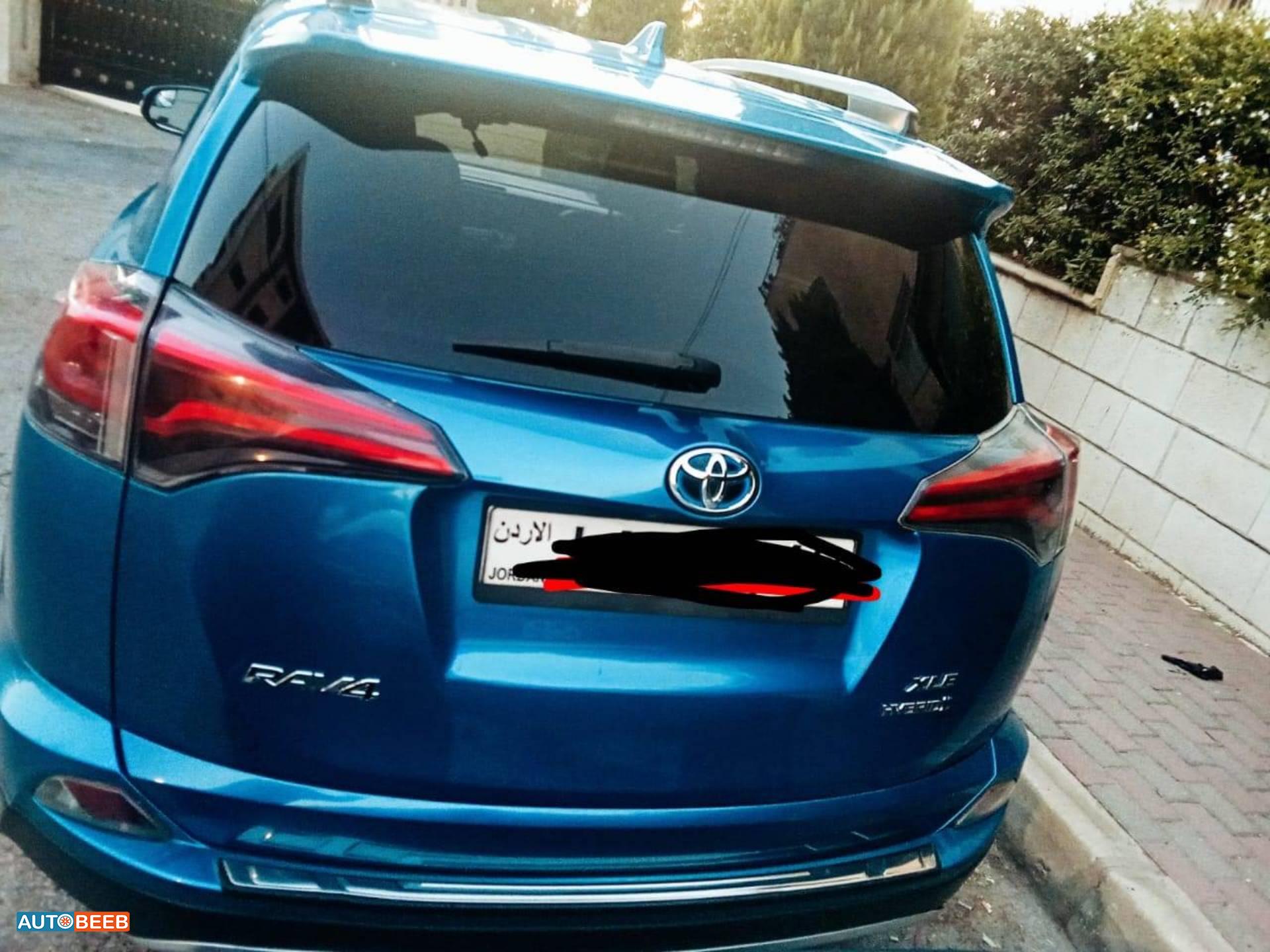 تويوتا راف فور 2017