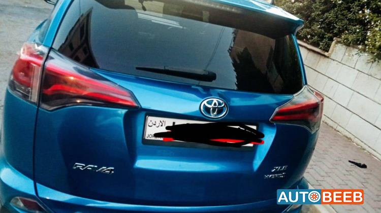 تويوتا راف فور 2017