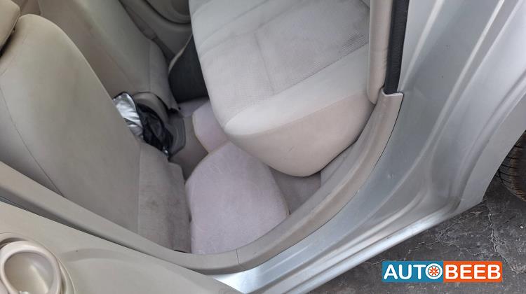 نيسان صني 2012