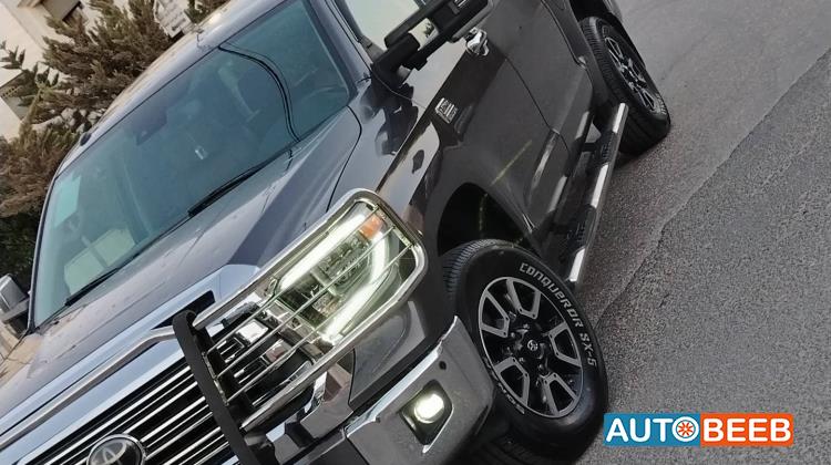 Toyota Tundra 2018