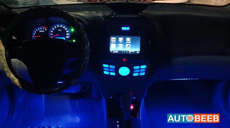 هيونداي افانتي 2008