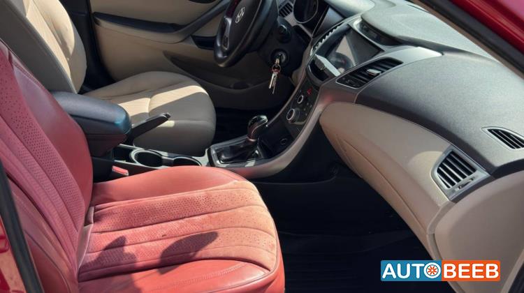Hyundai Elantra 2015