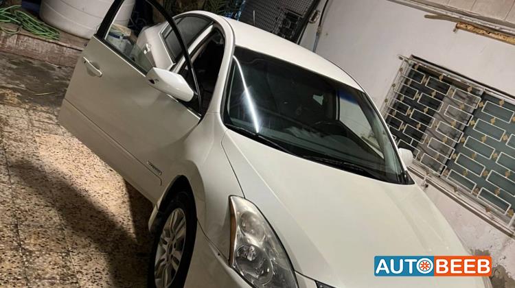 نيسان التيما 2010