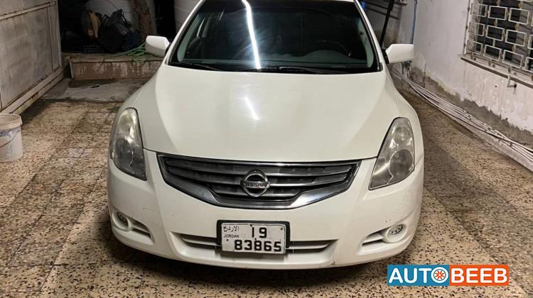 نيسان التيما 2010