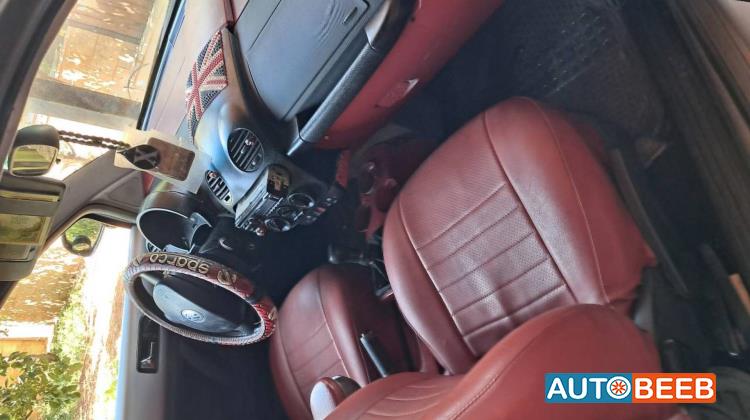 Volkswagen Beetle 2000