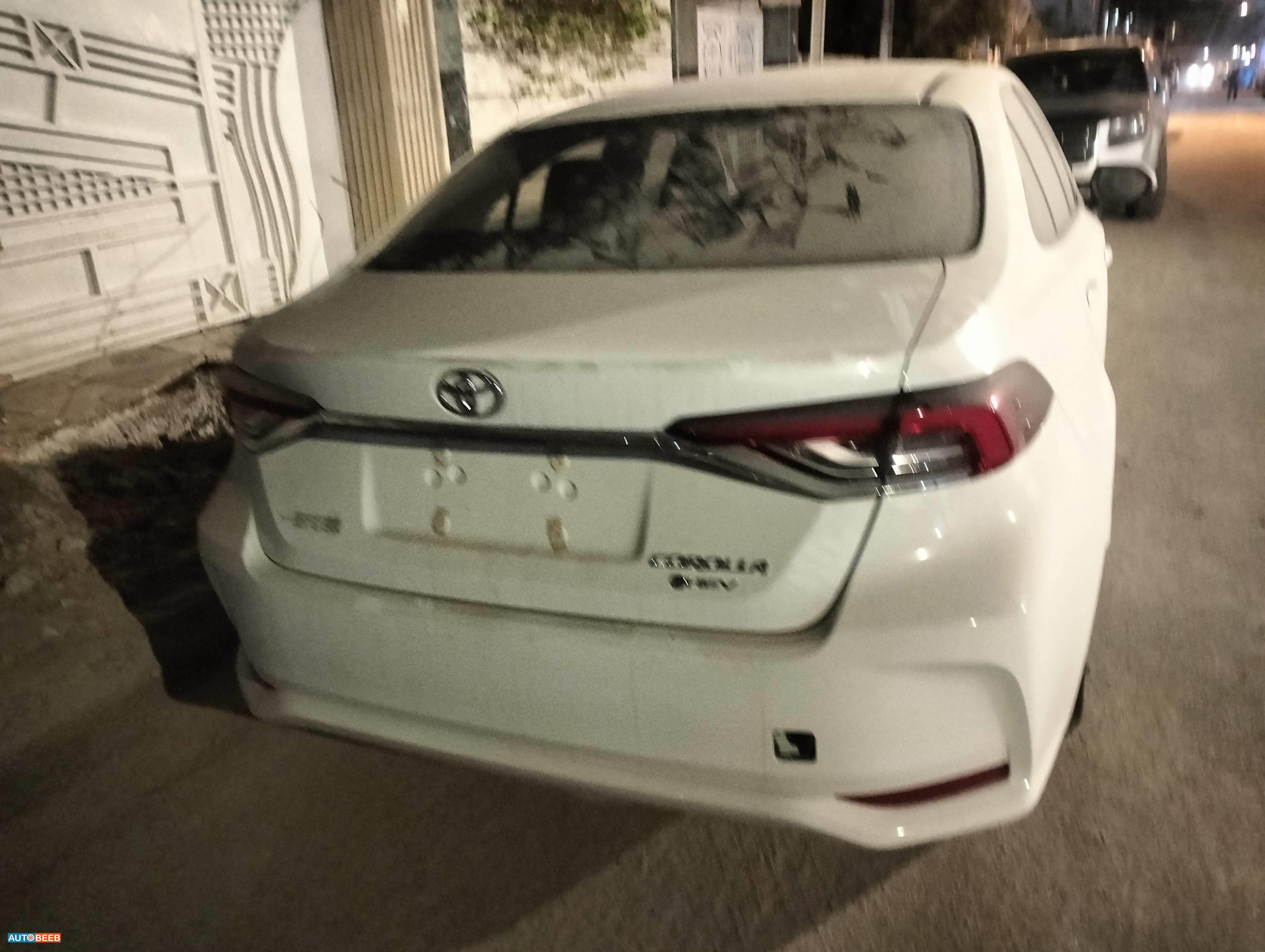 تويوتا كورولا كروس 2025