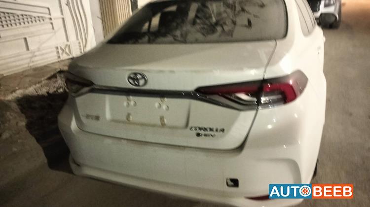 تويوتا كورولا كروس 2025