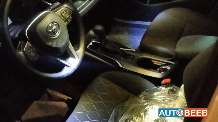 تويوتا كورولا كروس 2025