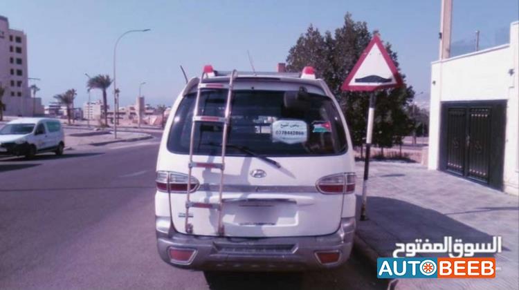 ميني باص هيونداي 2005
