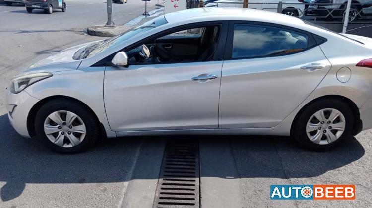 هيونداي النترا 2016