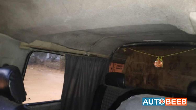 Minibus Hyundai 2001